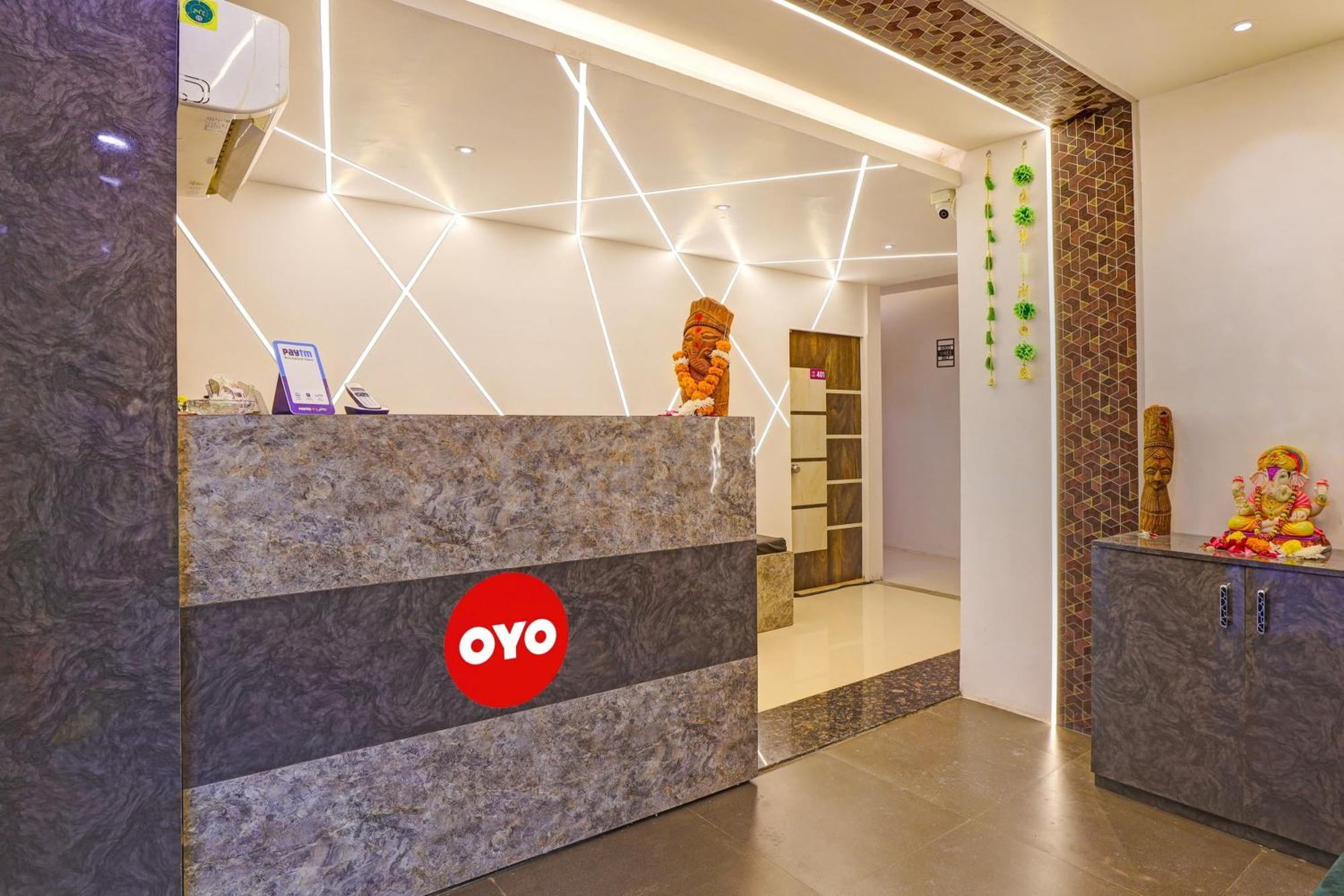 Hotel O Lotus Hotel Surat Exterior photo